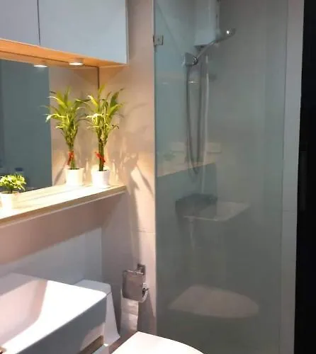 Aparthotel Baseline Premier *