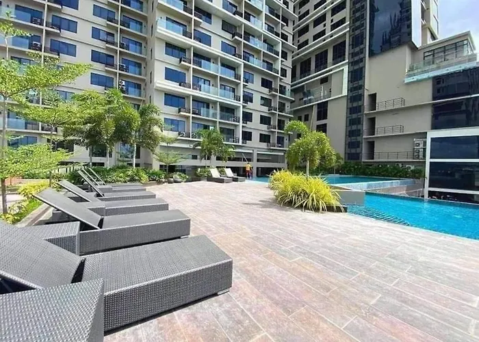 Baseline Premier Aparthotel Cebu